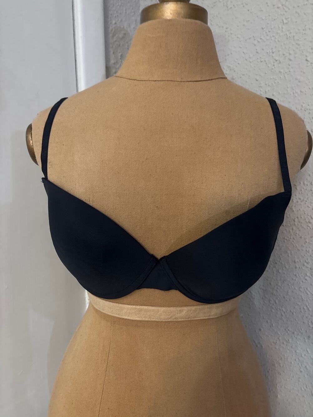 Nine West Black Bra Size 36C New Without Tag Coquette Girl Classic Goth Comfy
